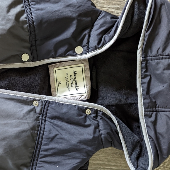 Hollister puffer - Picture 3 of 4